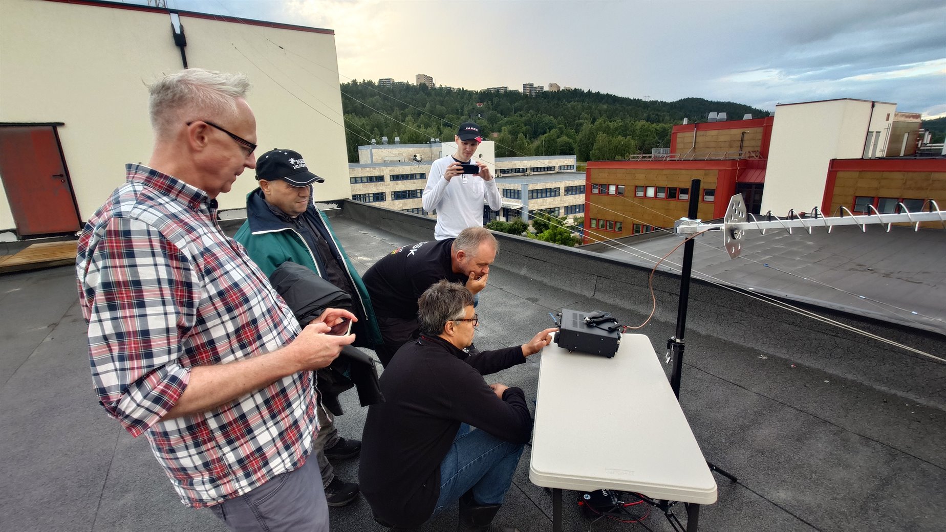 LA4O members on the roof before the first 3 July pass