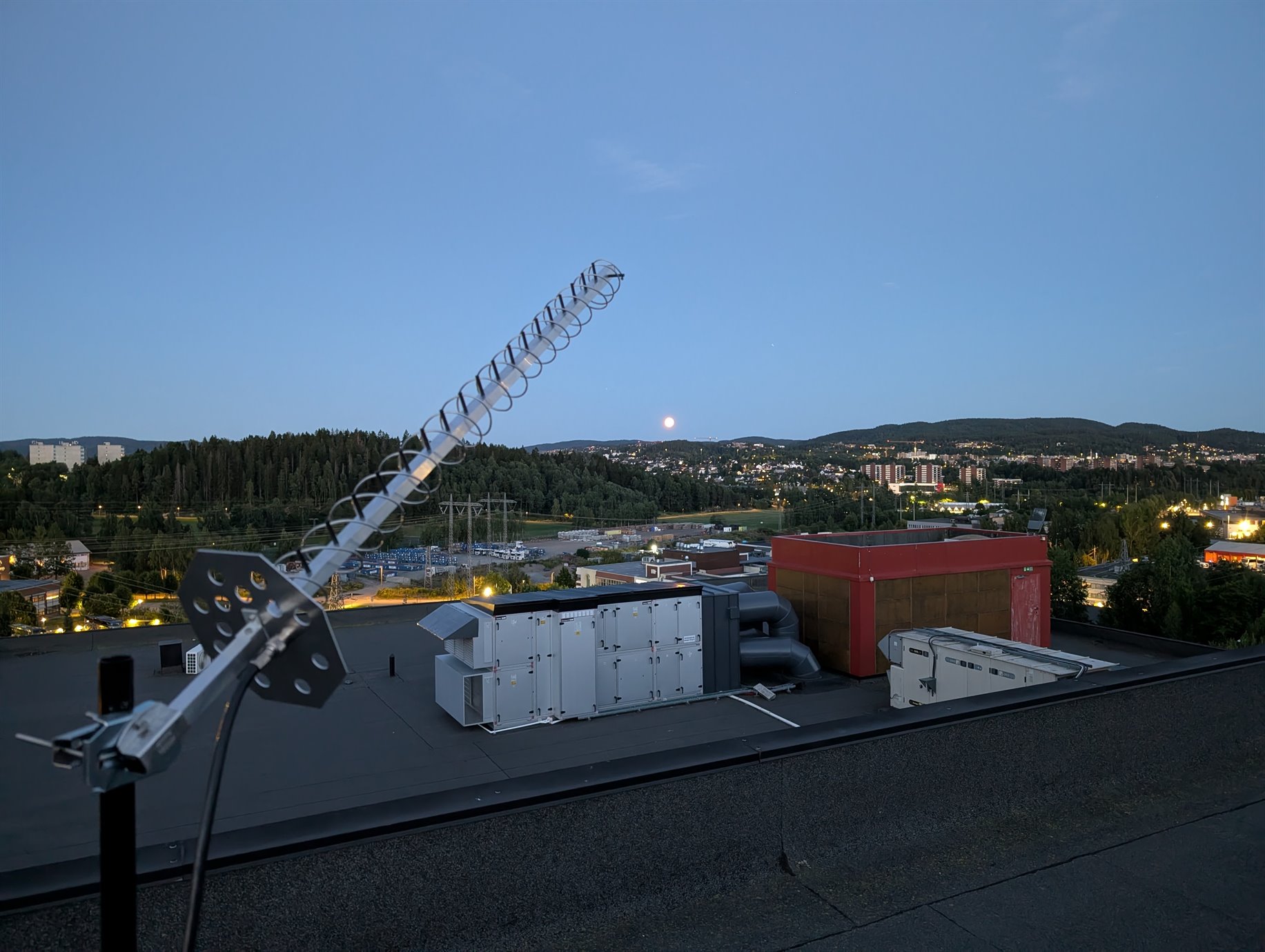 The helix erected for the evening pass at twilight